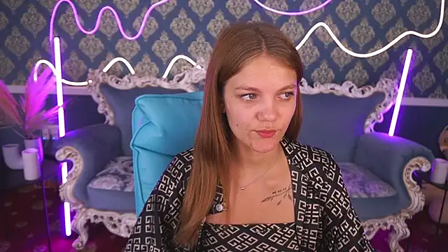 MillaLisa webcam