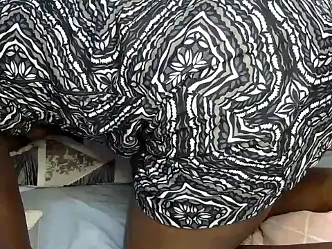 Sweet_ebony20 webcam