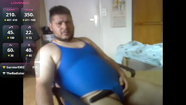 badeanzug - Badeanzug's free webcam - UK Sex Cams