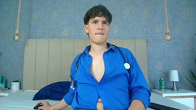 sexyboy_vc - SEXYBOY_VC's free webcam - UK Sex Cams