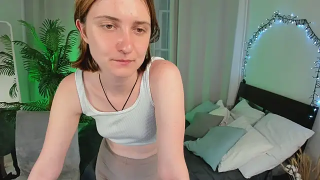 fionazoomer webcam