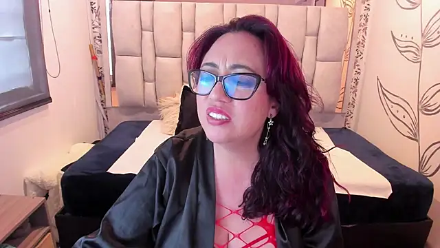 Victoria_Adamns webcam