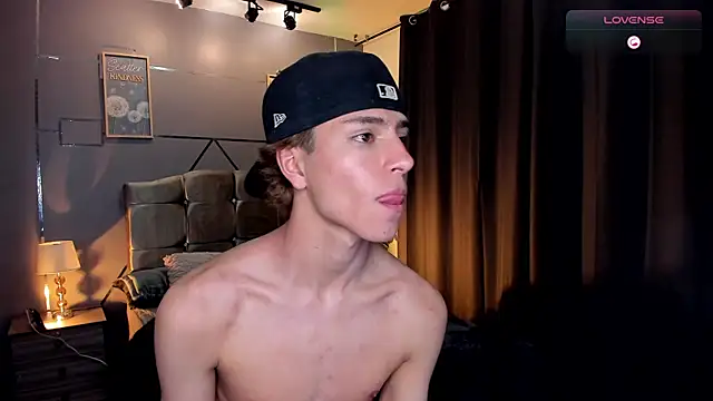 Christopher_77 webcam