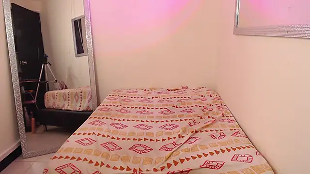 michaela_cox webcam