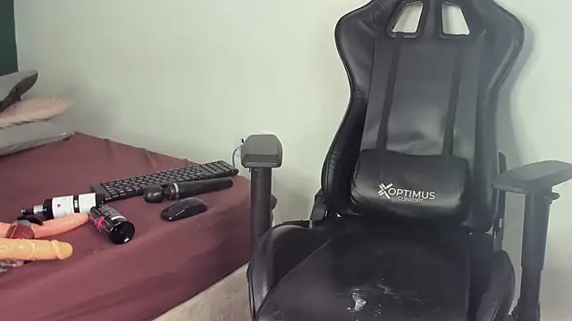 EylinFox_ webcam