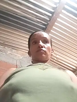 CarolineHans webcam
