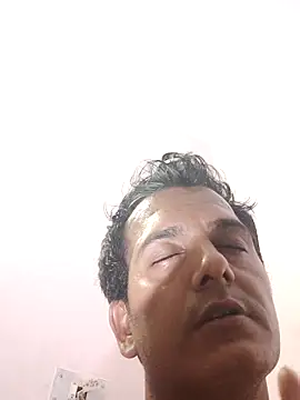 MAGNETICDADDY8 webcam
