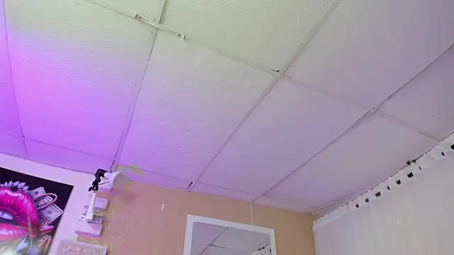 alexa_tits1 - Alexa_tits1's free webcam - UK Sex Cams