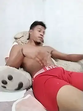 Gutierrez6383 webcam