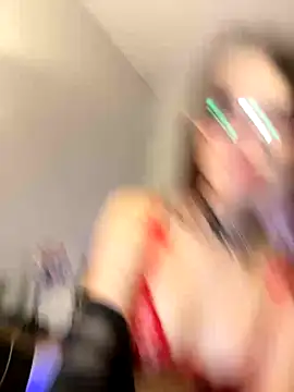 Evangeline_Lawrence_ webcam