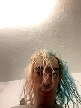 tallnerdyguy webcam