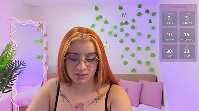 Naomy_tay1