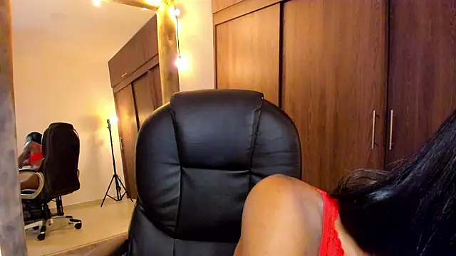 alikahouston4 webcam