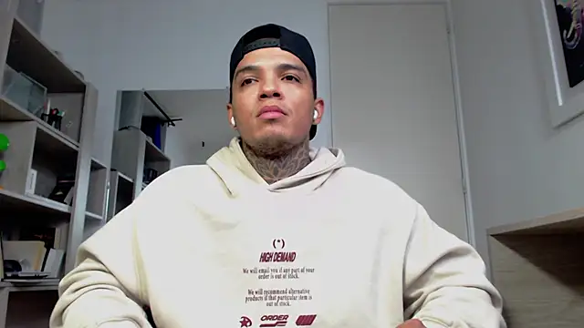 Muzan_Kibutsuji webcam