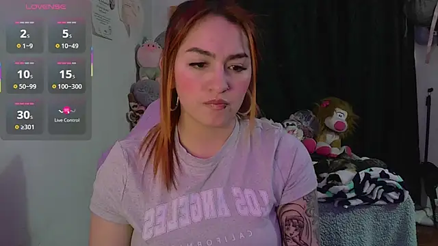 lucycherry__ webcam