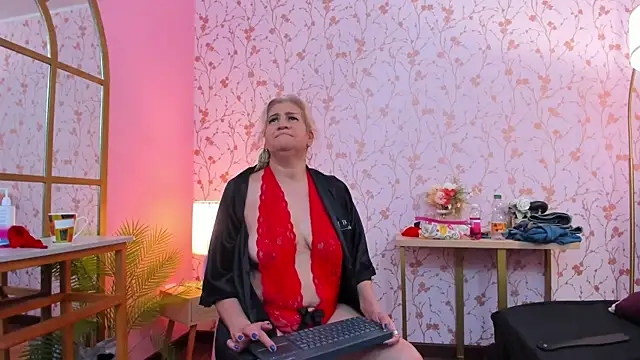 ailynross webcam