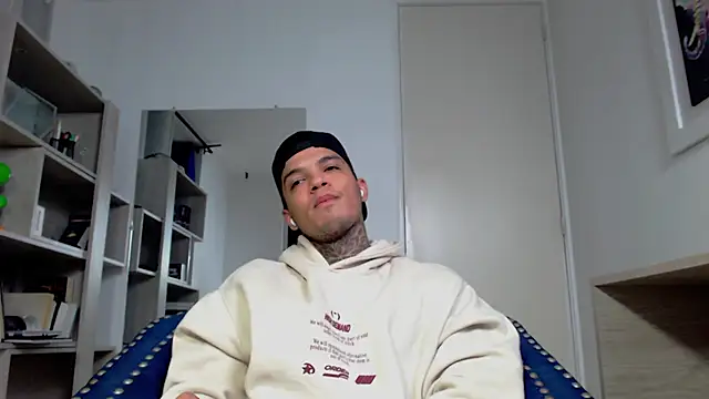 Muzan_Kibutsuji webcam