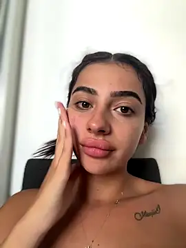 striptease webcam LaraVegas 