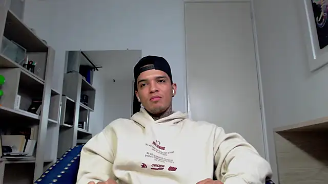 Muzan_Kibutsuji webcam
