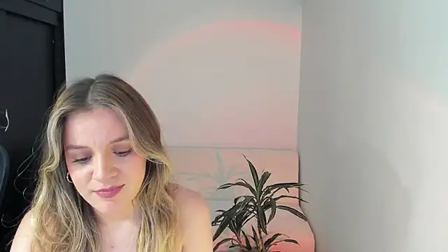 live porn chat Sara Ph