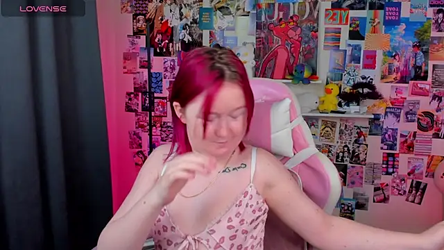 Sara_Robinson webcam