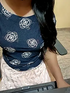 Pooja-05