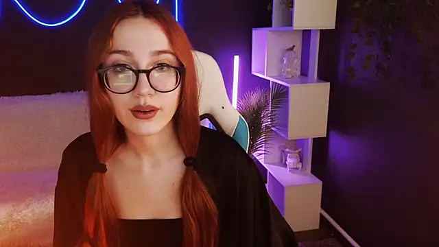 amber_wink webcam