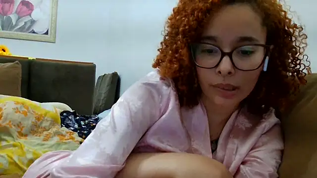 dominamoon_ webcam