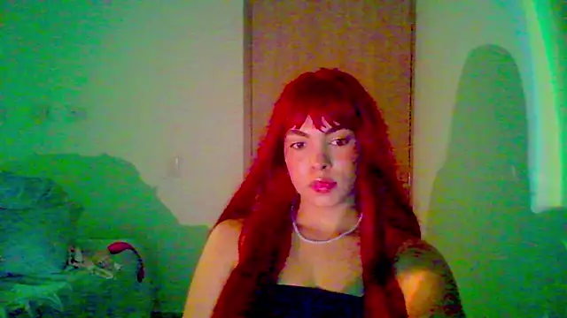 Kiri_Cutee webcam