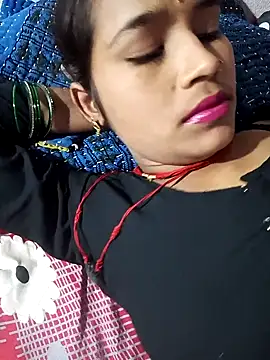 Amaya_Bajwa webcam