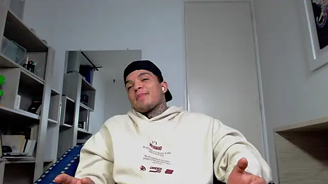Muzan_Kibutsuji webcam