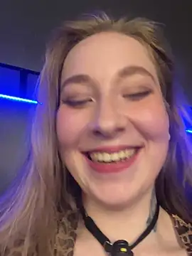 MiaEuphoria_ webcam
