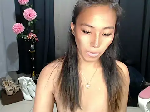 sweetiie_caren webcam