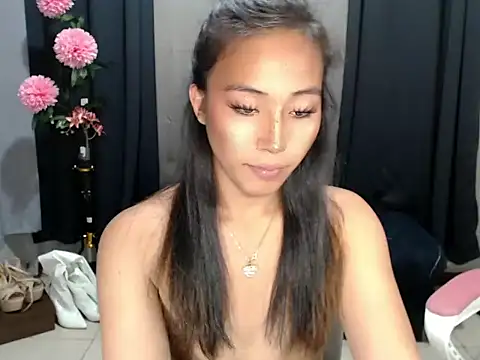 sweetiie_caren webcam