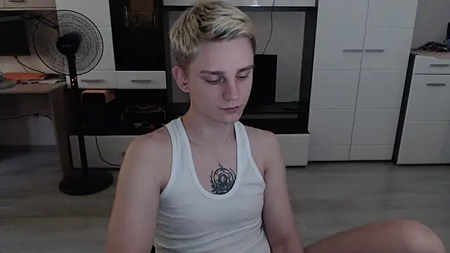 angryzan webcam
