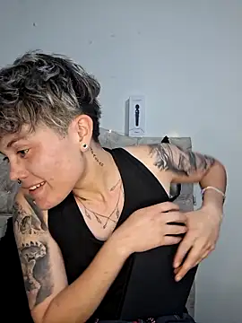 megan333_ webcam