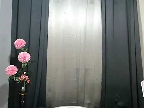 sexy striptease Sweetiie Caren