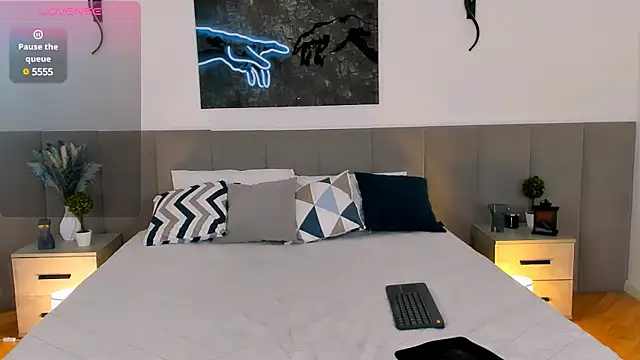 MiaBecky webcam
