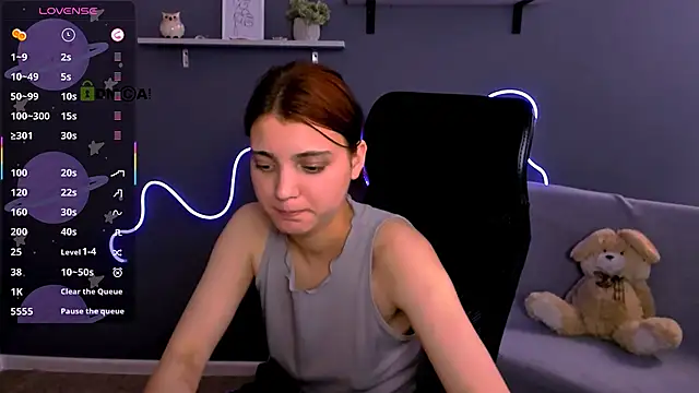 evelyn_muse webcam