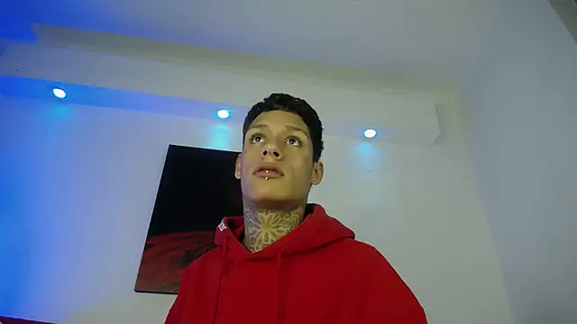 DereckStorm webcam