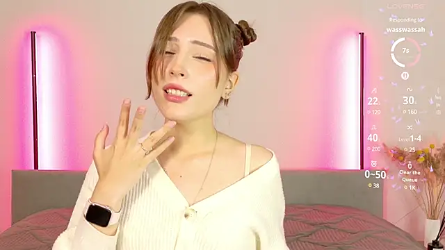 MoonlitDiva webcam