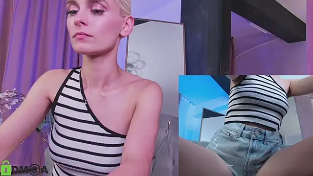 SelenaDaze webcam