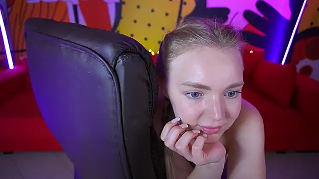 EmilySunshineS webcam