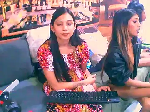 IndianPrettySmile webcam