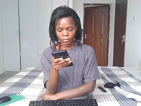 petiteebony_81