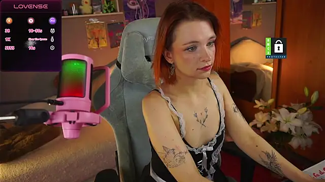 LindiMeoww webcam