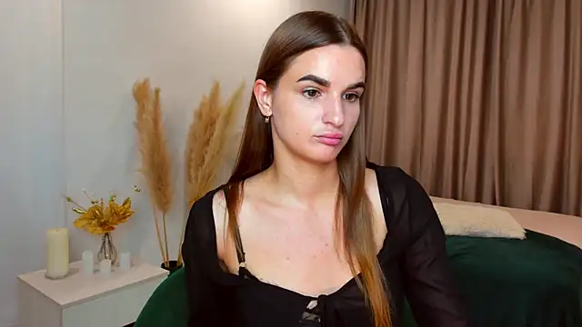 Katniss_Gray webcam