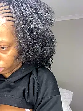 Diamondpussy97 webcam