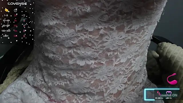 JuliyaMayss webcam