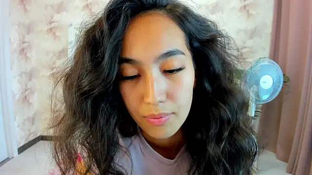 FlirtyAura webcam